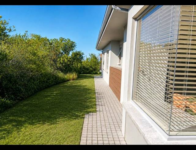 3 BEDROOM HOUSE FOR SALE IN PARADISE COAST